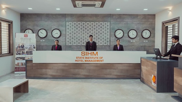 Student life at SIHM